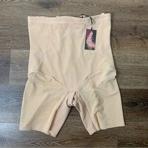 Honey love Womens tan super power shorts 3X NEW